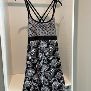 Lola Elegant Black and White Patterned Mini Dress